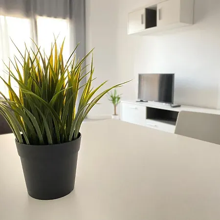 Apartamento Joan Miró Studio #DelSolVacational